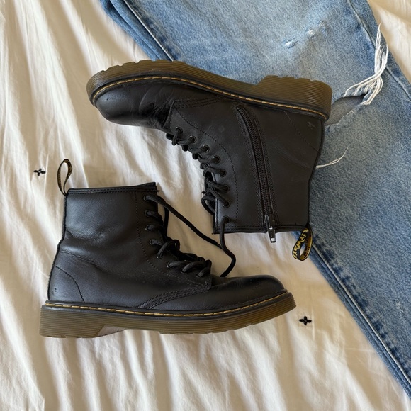 Dr. Martens Shoes - Dr. Martens Black Ankle Boots Size 4‎